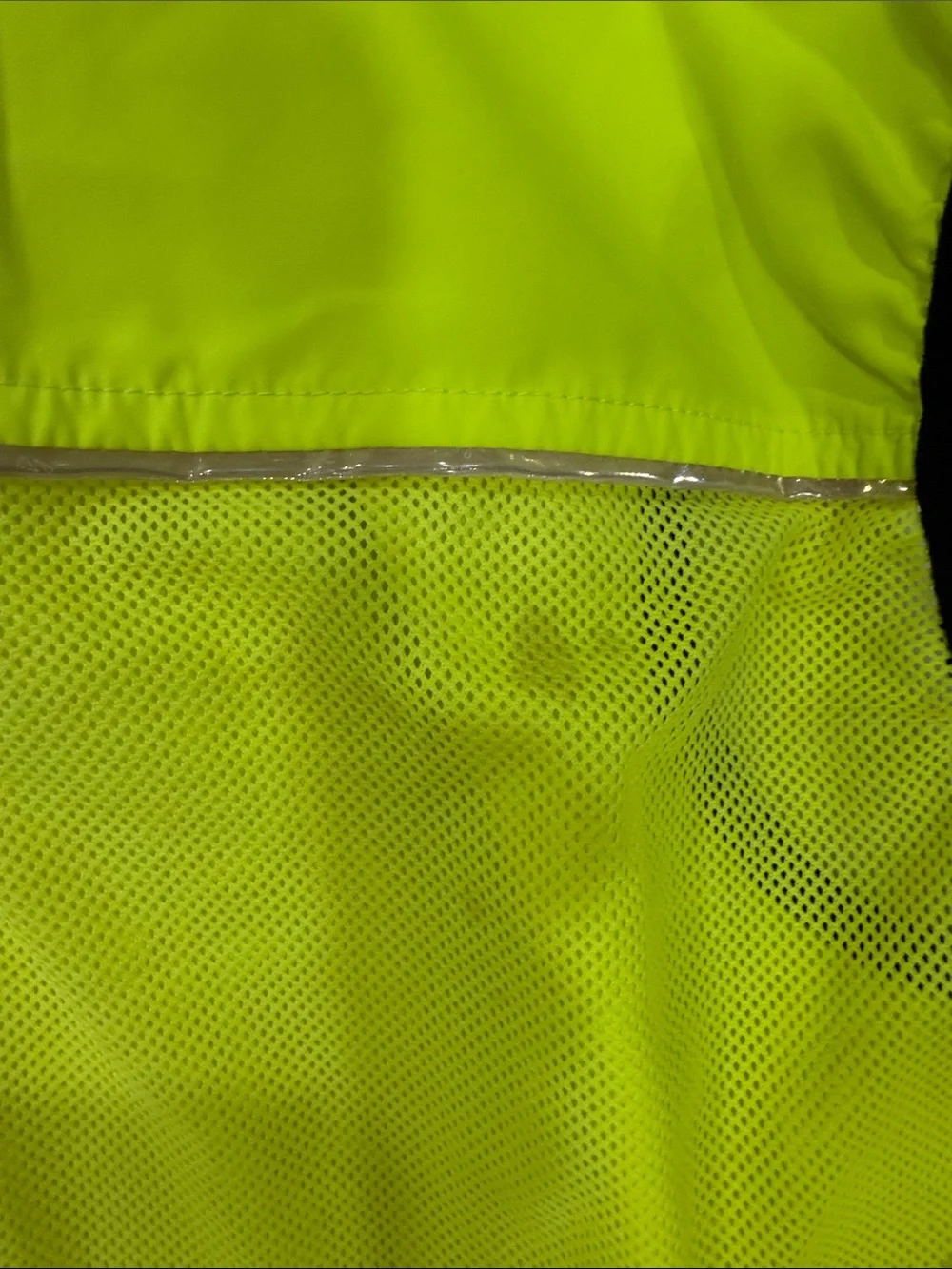Pearl Izumi Neon Yellow and Black Cycling Vest - Picture 4 of 7